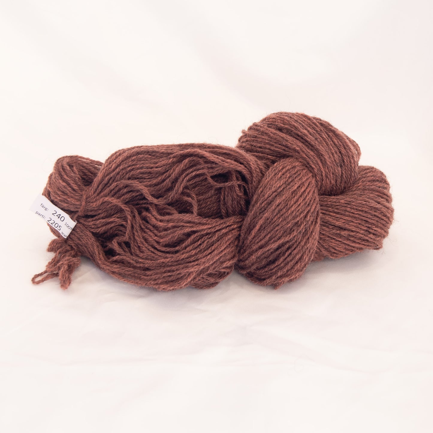 Dark Old Pink, shade 240