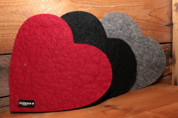 Heart coaster
